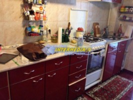 2-camere-de-vanzare-decomandat-alba-iulia-centru-5